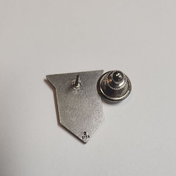 Silver Womens Golf Association Pin - Picture 2 of 3